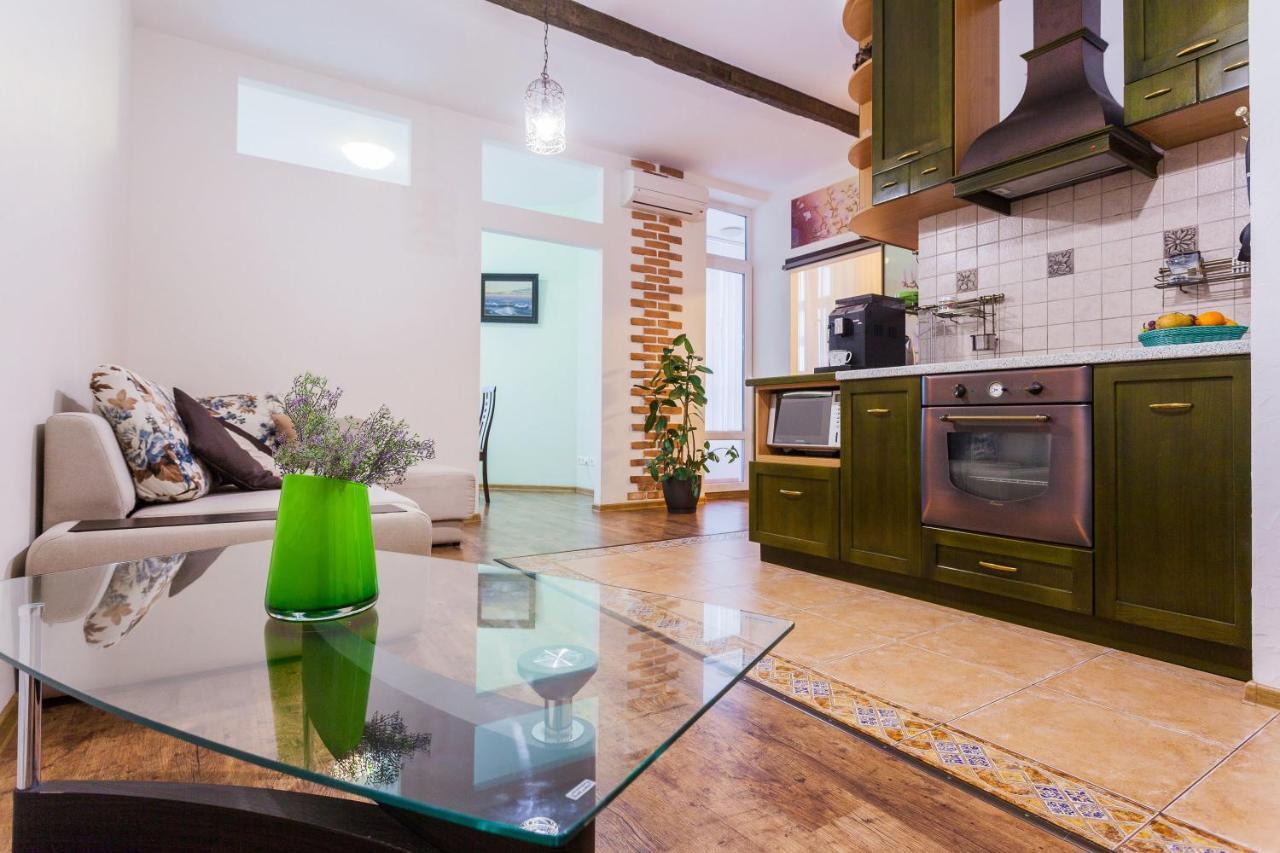 קייב Navit Apartments With Breakfast, Near The Railway Station, The City Center, The Park מראה חיצוני תמונה